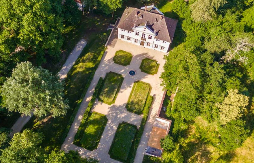 Schloss Appelhof, Germany